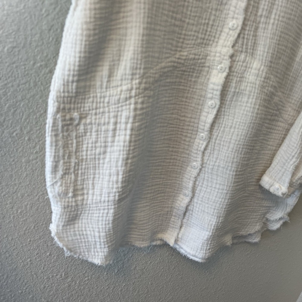 Lucca Women's Top Size XS White Gauzy Cotton Tunic Button Boho Beachy Cottage - Picture 6 of 15